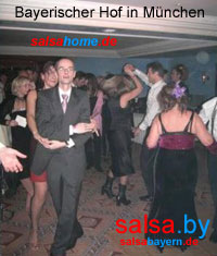 Salsa tanzen auf der Empore im Hotel Bayerischer Hof an Silvester 2007